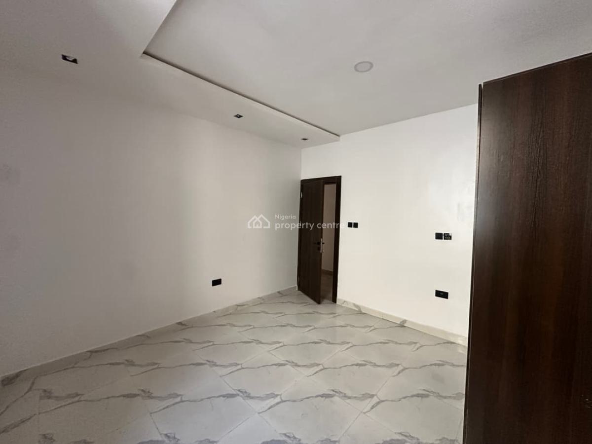 Luxury 3-bedroom Apartment with Bq, Lekki Phase 1, Lekki, Lagos, Flat / Apartment for Rent