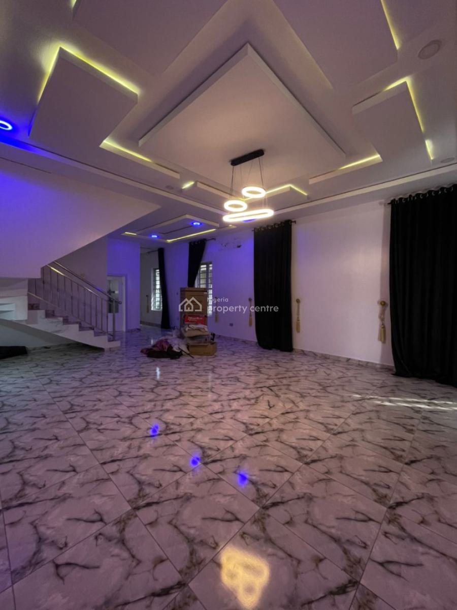 Modern Sharp and Spacious 5 Bedroom Fully Detached Duplex with Bq, Lekki, Lagos, Flat / Apartment for Rent