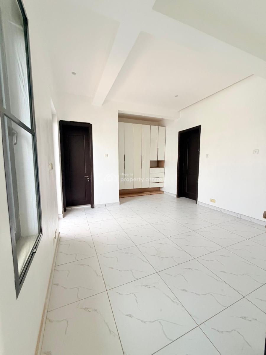 Exquisite 4 Bedroom Terrace Duplex in a Prime Location, Obanikoro, Shomolu, Lagos, Terraced Duplex for Sale
