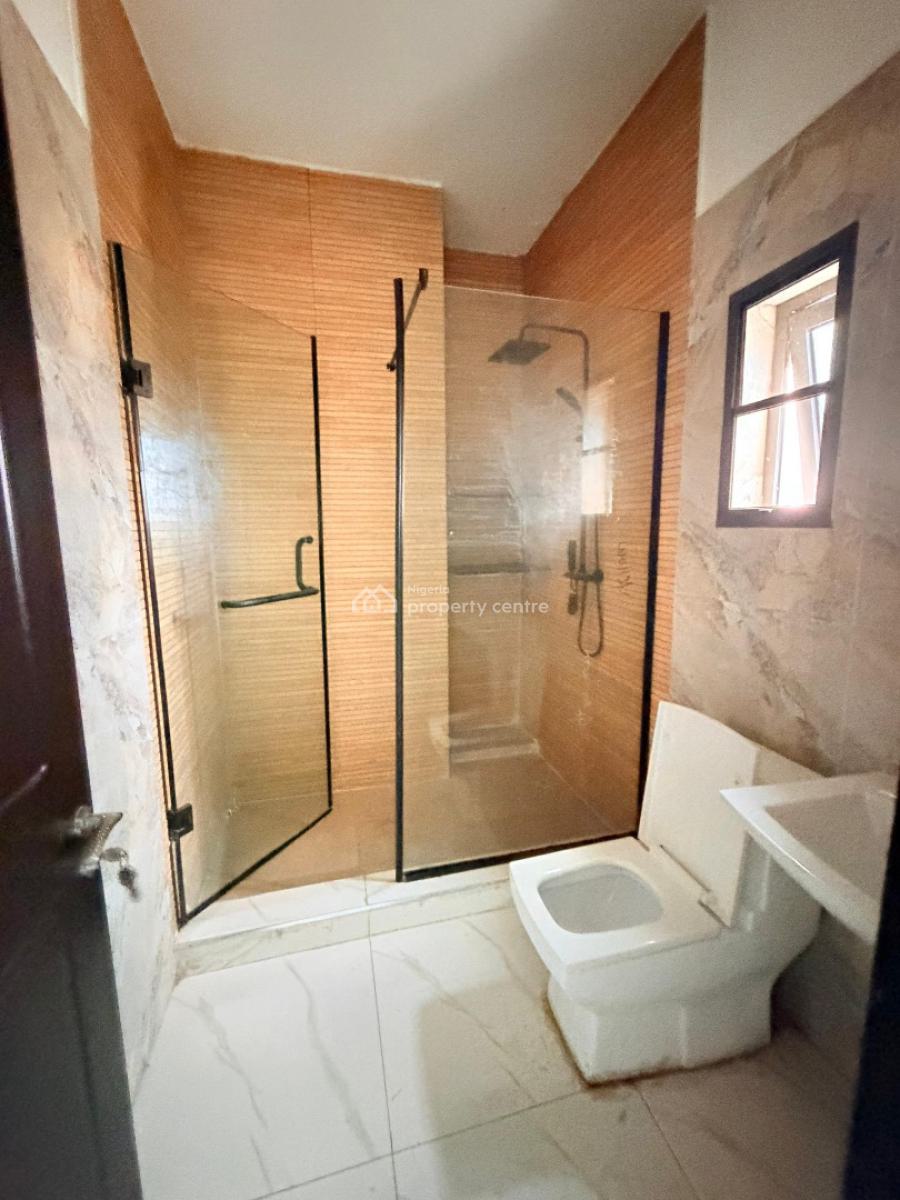 Exquisite 4 Bedroom Terrace Duplex in a Prime Location, Obanikoro, Shomolu, Lagos, Terraced Duplex for Sale