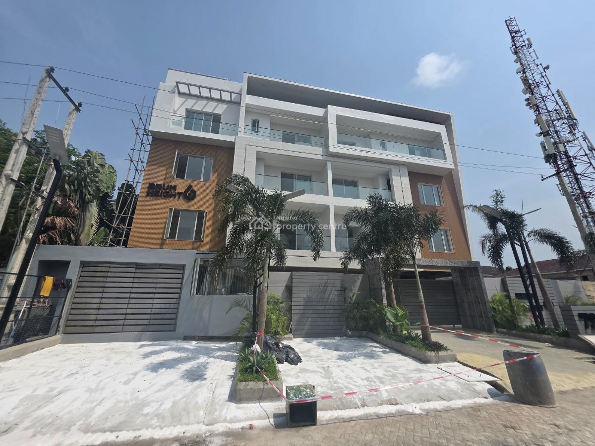 2bedrooms Mainsonatte, Off Admiralty Way, Lekki Phase 1, Lekki, Lagos, Terraced Duplex for Sale