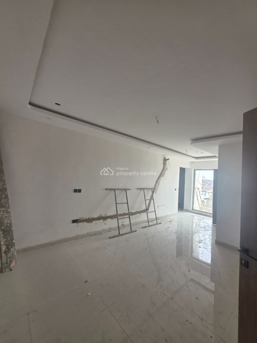 2bedrooms Mainsonatte, Off Admiralty Way, Lekki Phase 1, Lekki, Lagos, Terraced Duplex for Sale