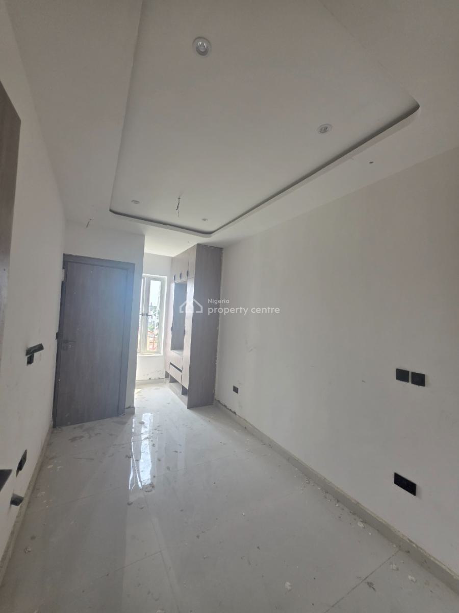 2bedrooms Mainsonatte, Off Admiralty Way, Lekki Phase 1, Lekki, Lagos, Terraced Duplex for Sale