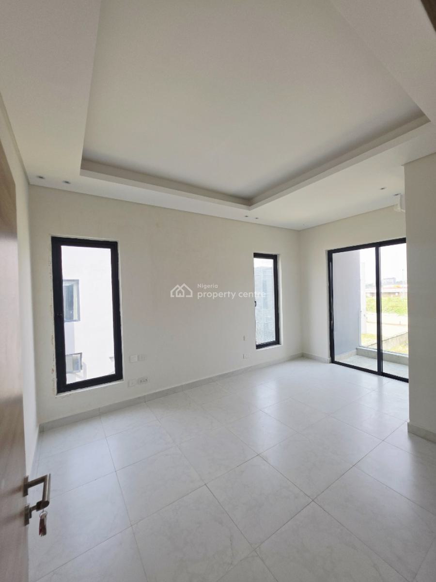 Waterview 4 Bedrooms Semi Detached with Bq, Mayagun Beach Estate, Ikate, Lekki, Lagos, Semi-detached Duplex for Rent