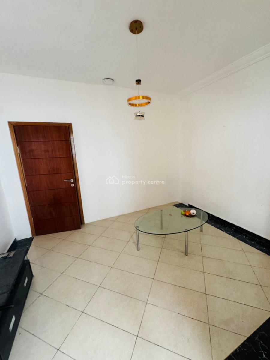 Clean 2 Bedroom Flat in a Secured Estate, Ikate, Lekki, Lagos, Flat / Apartment for Rent