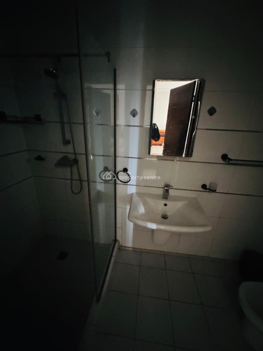 Clean 2 Bedroom Flat in a Secured Estate, Ikate, Lekki, Lagos, Flat / Apartment for Rent