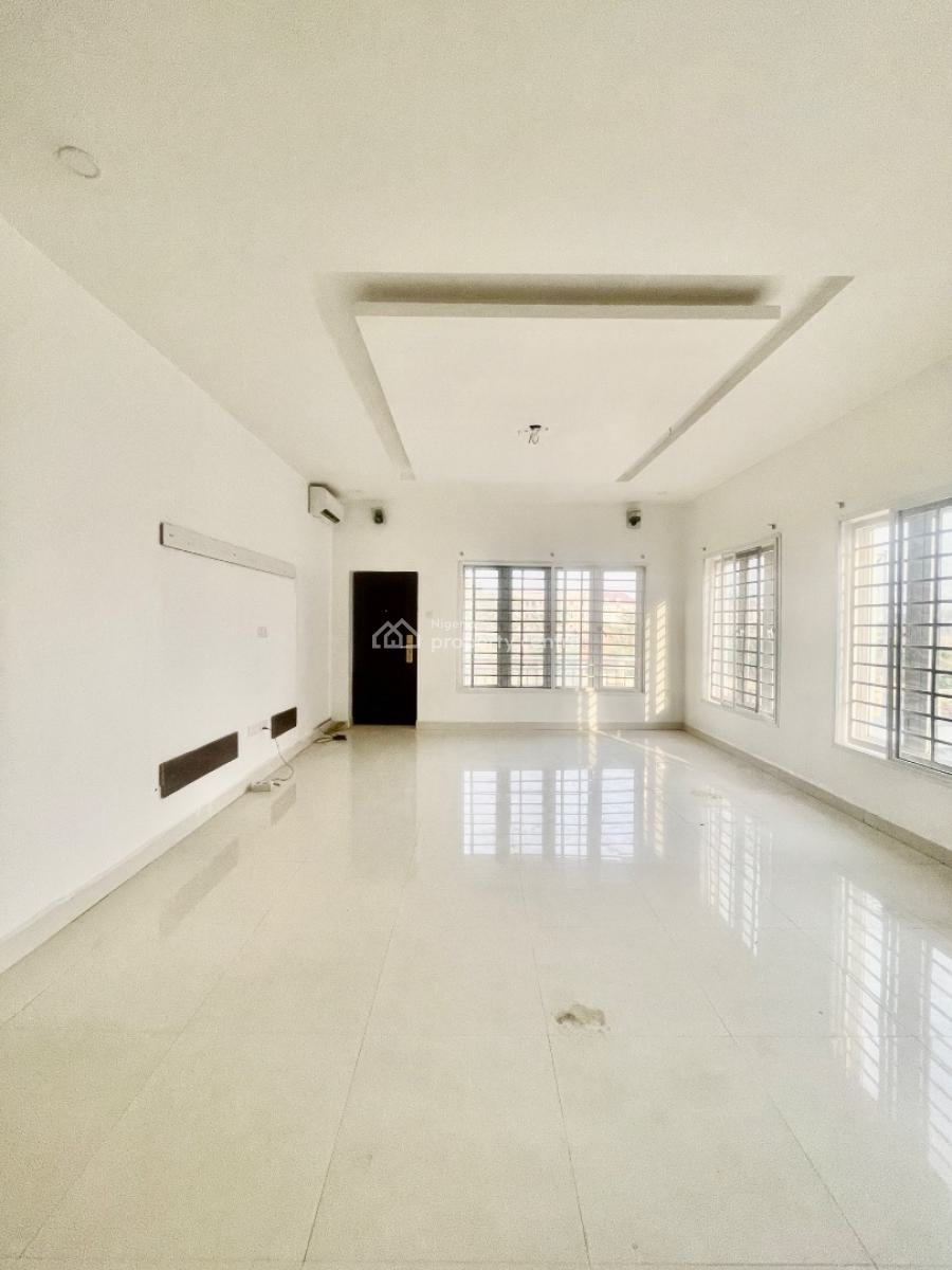 Spacious 3 Bedroom Apartment with Bq, Jahi, Abuja, Flat / Apartment for Rent