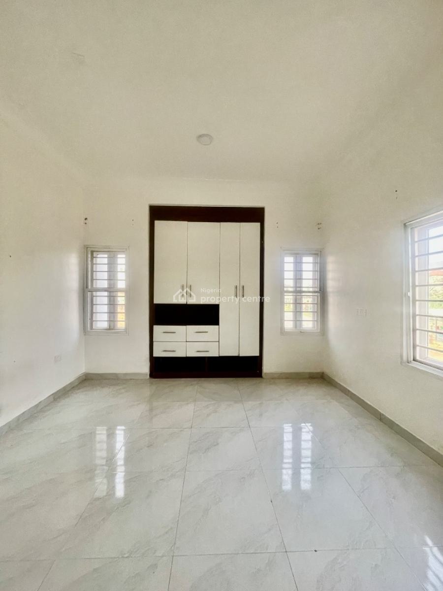 Spacious 3 Bedroom Apartment with Bq, Jahi, Abuja, Flat / Apartment for Rent