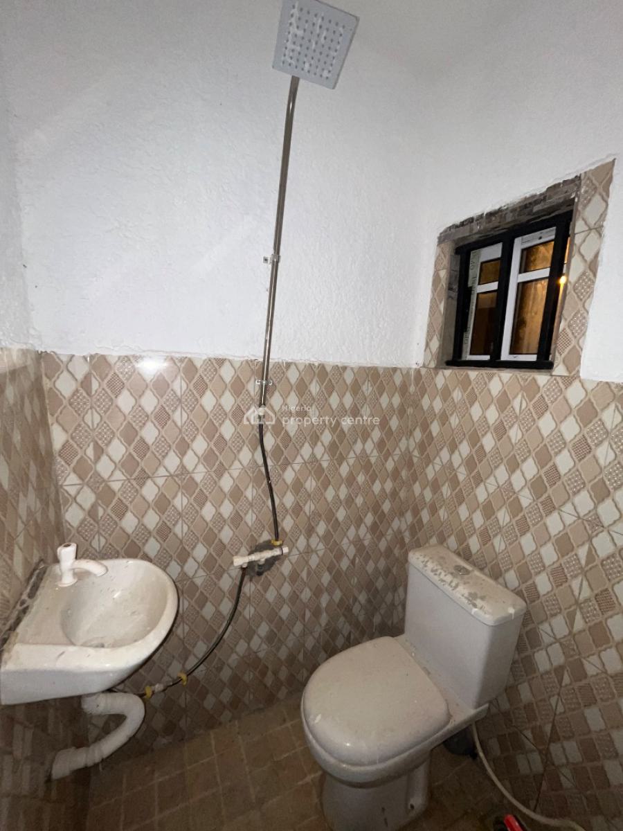 Spacious Selfcontain Inside a Compound, Wumba, Abuja, Self Contain (single Rooms) for Rent