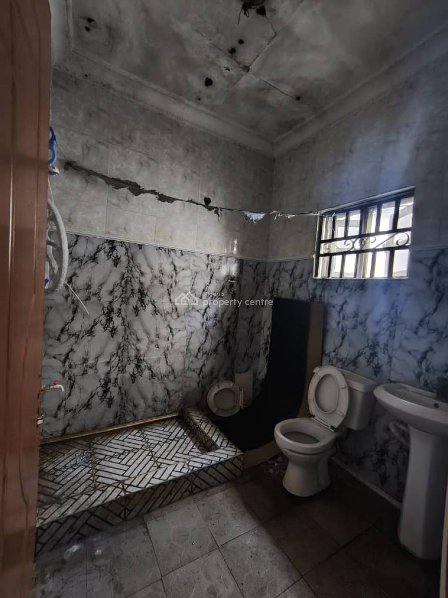 Luxury Self Serviced 3 Bedroom Apartment Office Or Fashion Is Allowed, Lekki Phase 1, Lekki, Lagos, Flat / Apartment for Rent