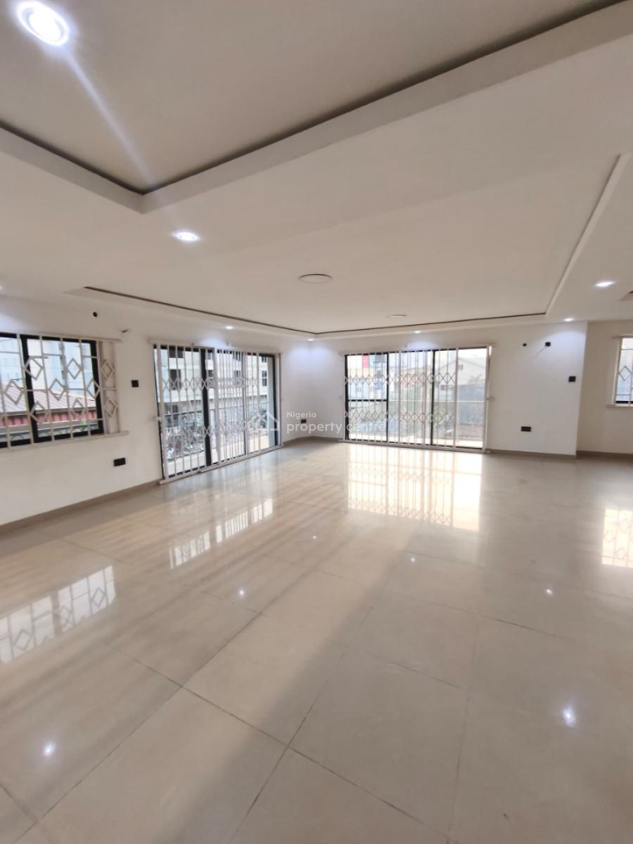 Massive All Room En-suite 3 Bedroom Flat, Ikeja Gra, Ikeja, Lagos, Flat / Apartment for Rent