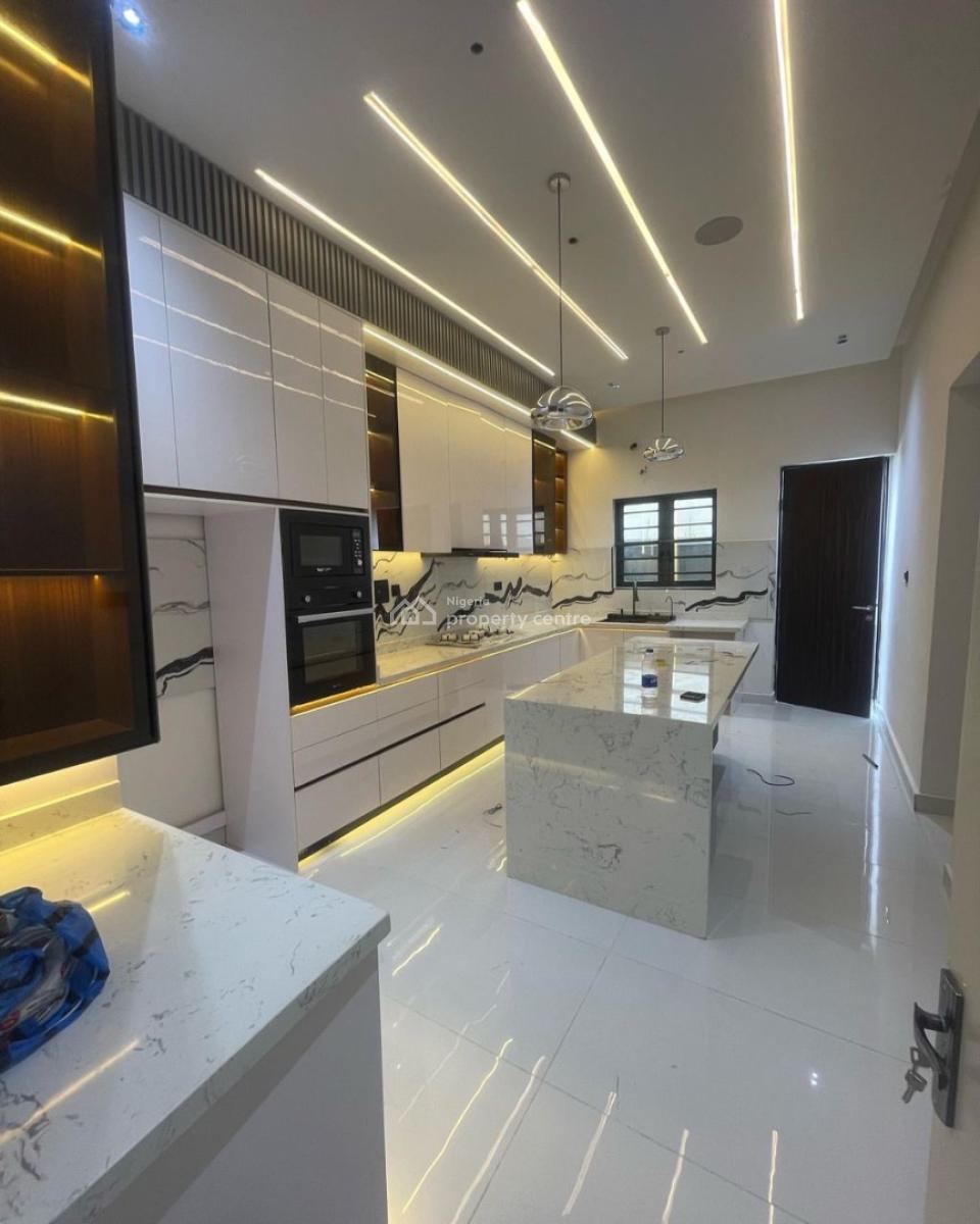 Luxury Spacious Exquisite 5 Bedroom Fully Detached Duplex with Bq, Ajah, Lagos, Detached Duplex for Rent