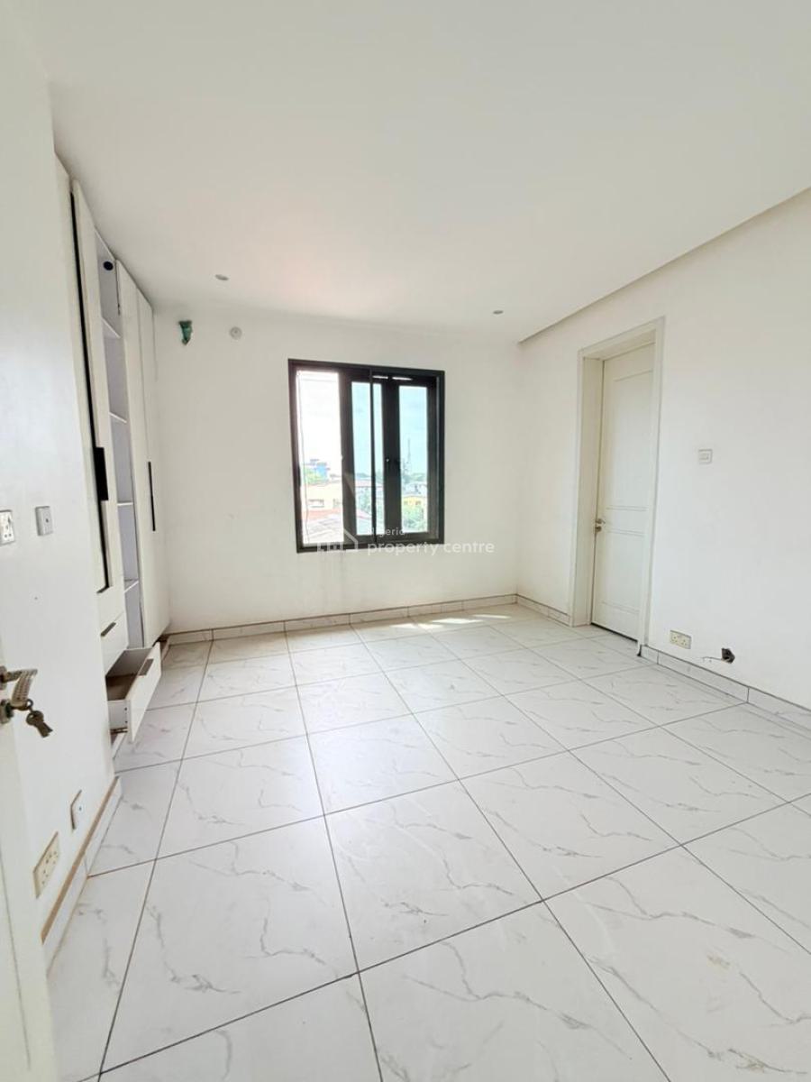 Exquisitely Built 4 Bedroom  Terrace Duplex with Bq in Prime Location, Obanikoro, Shomolu, Lagos, Terraced Duplex for Sale