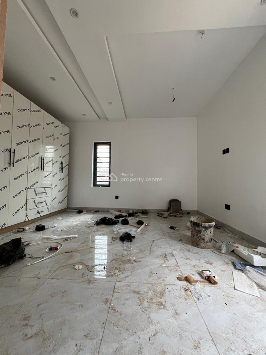 Exclusively Built 3 Bedroom Apartment in a Serene Neighborhood, Maryland, Lagos, Block of Flats for Sale