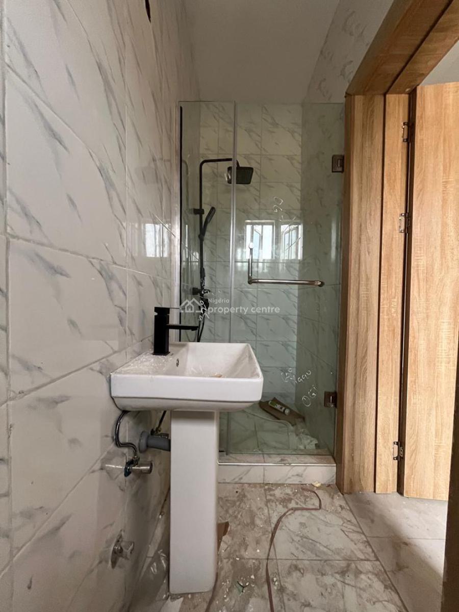 Exclusively Built 3 Bedroom Apartment in a Serene Neighborhood, Maryland, Lagos, Block of Flats for Sale