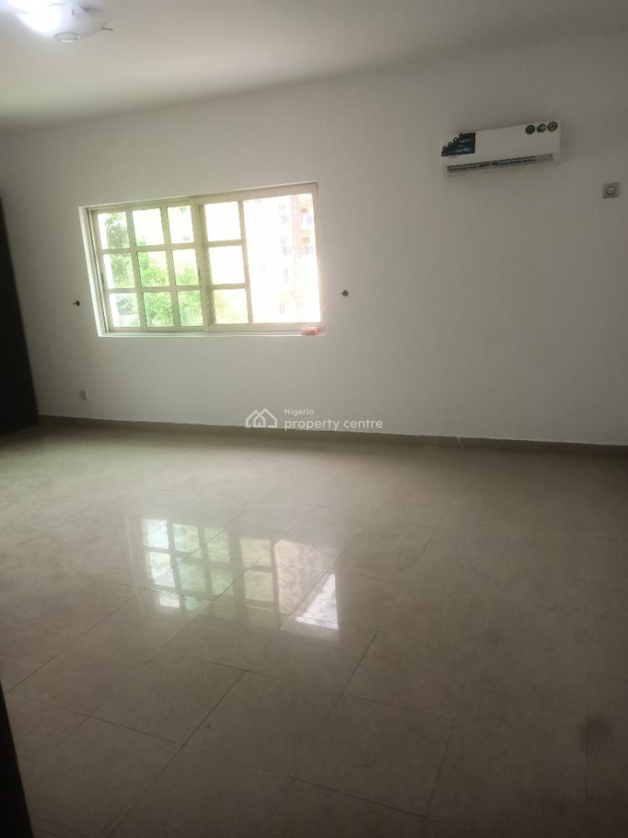 Serviced  Three 3 Bedroom with Bq 24hrs Light, Good Parking Space, Off Glover, Ikoyi, Lagos, Flat / Apartment for Rent