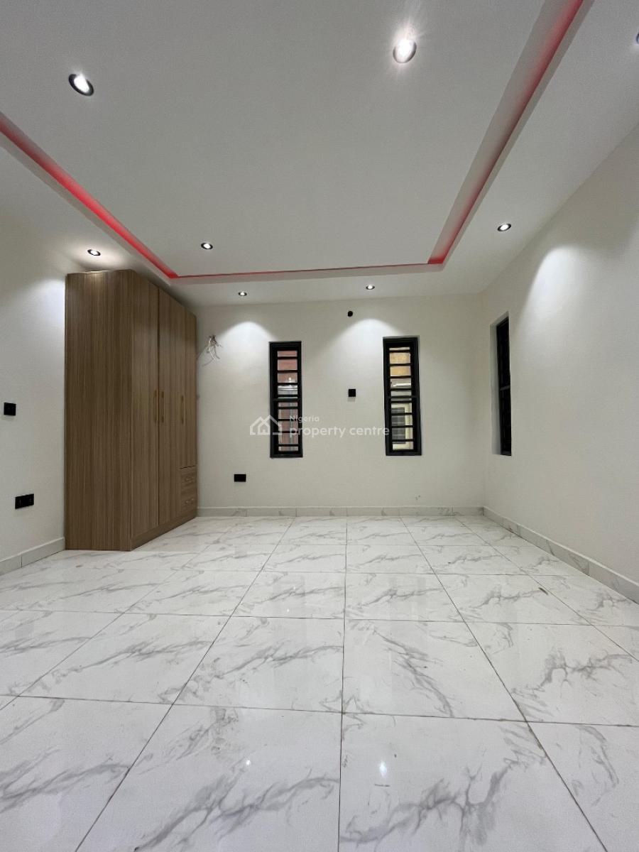 Exclusively Built 3 Bedroom Apartment in a Serene Apartment, Gbagada, Lagos, Flat / Apartment for Sale