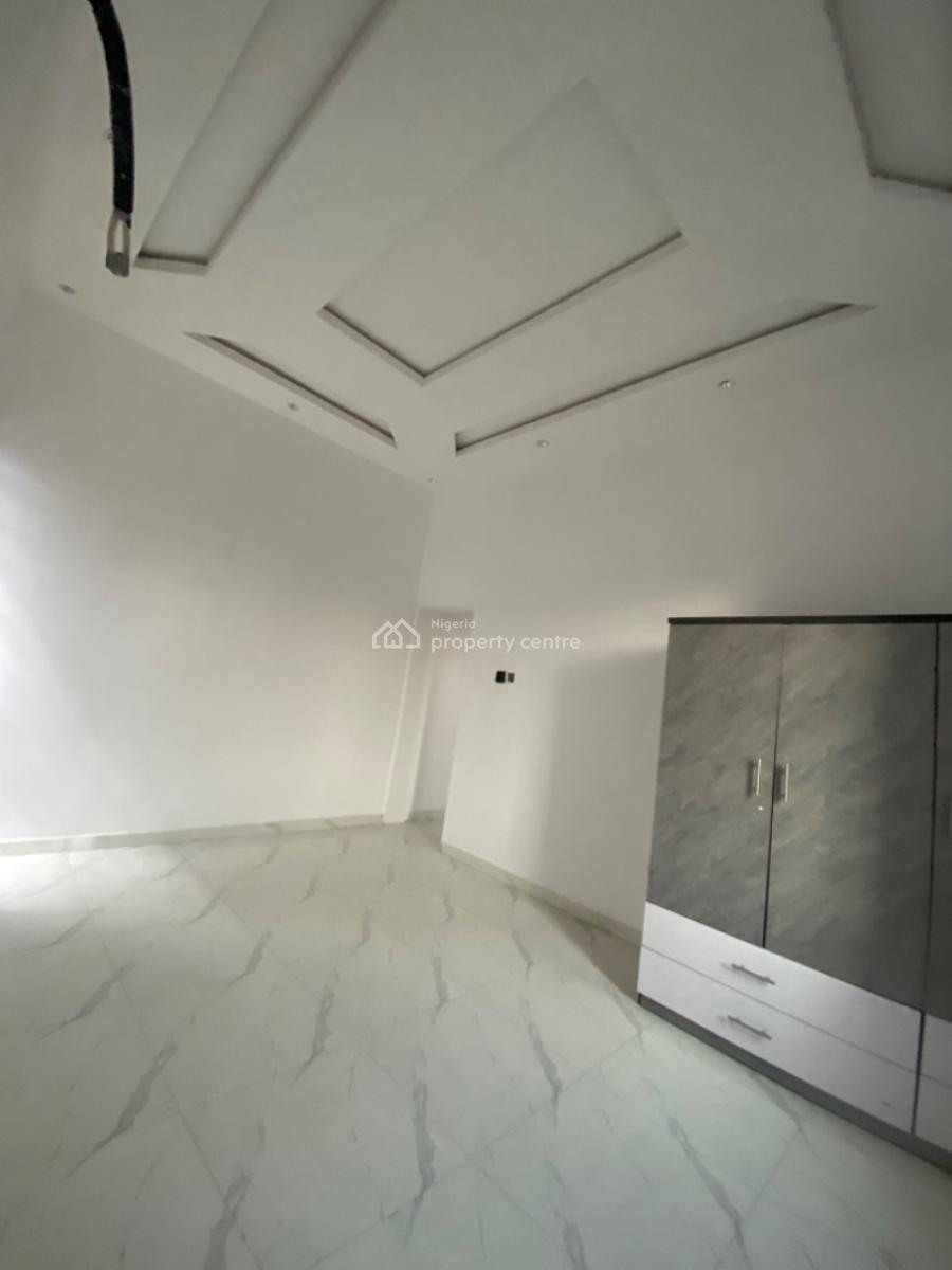 an Executive One Bedroom Flat, Green Land Estate Ogombo , Ogombo Road Off Abraham Adesanya Estate Aja, Lekki, Lagos, Mini Flat (room and Parlour) for Rent