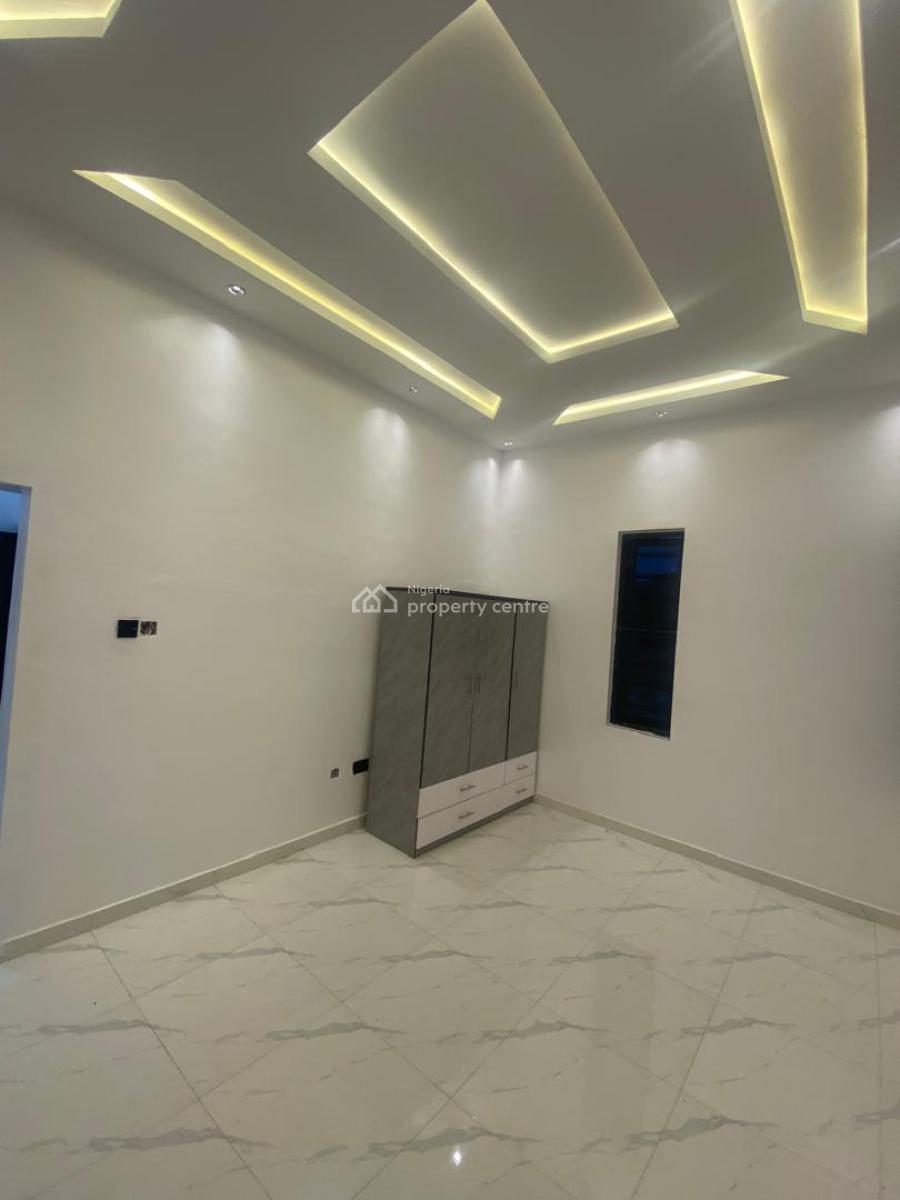 an Executive One Bedroom Flat, Green Land Estate Ogombo , Ogombo Road Off Abraham Adesanya Estate Aja, Lekki, Lagos, Mini Flat (room and Parlour) for Rent