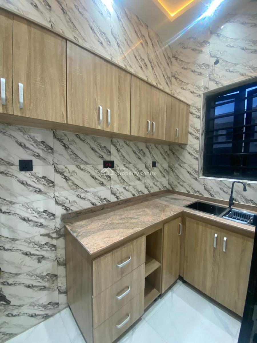 an Executive One Bedroom Flat, Green Land Estate Ogombo , Ogombo Road Off Abraham Adesanya Estate Aja, Lekki, Lagos, Mini Flat (room and Parlour) for Rent