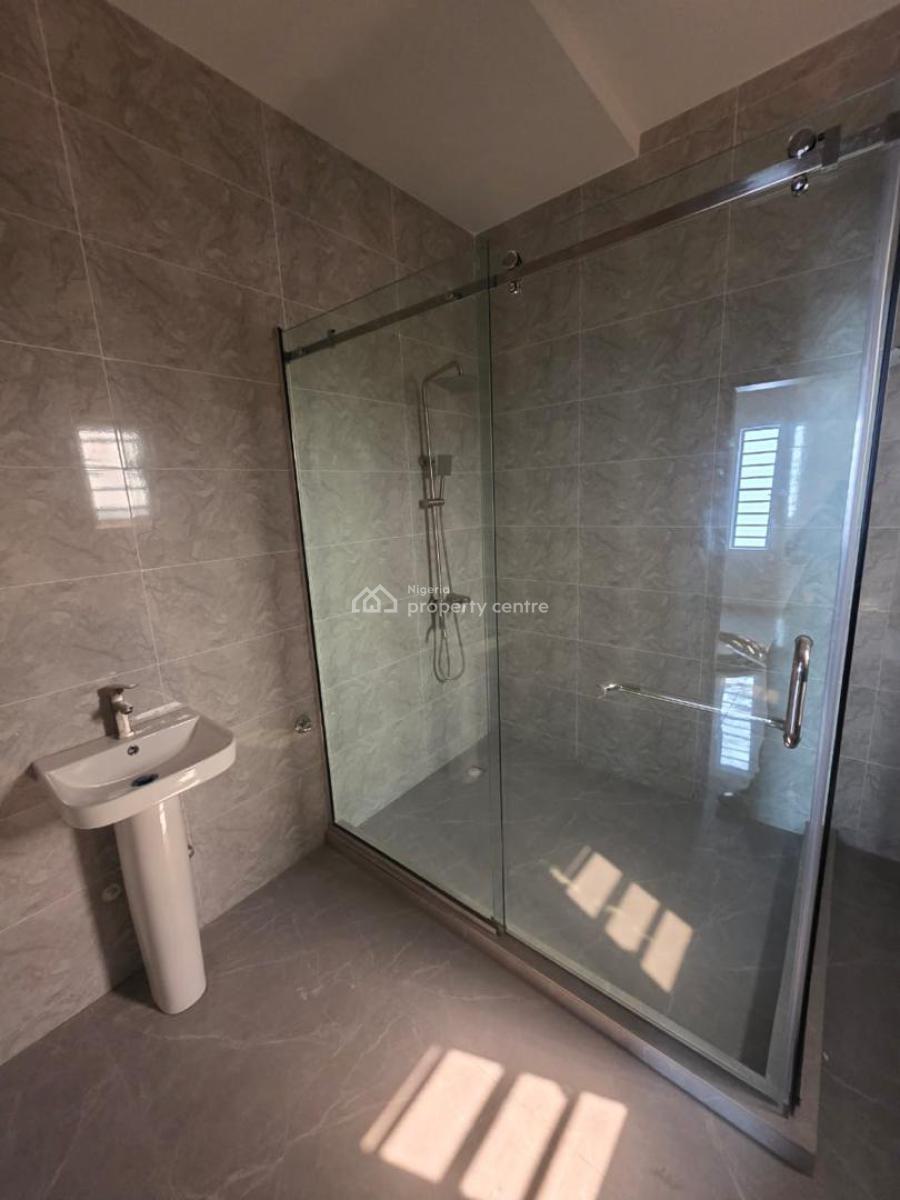 4 Bedroom Semi-detached Duplex, Gra Phase 1, Magodo, Lagos, Semi-detached Duplex for Rent