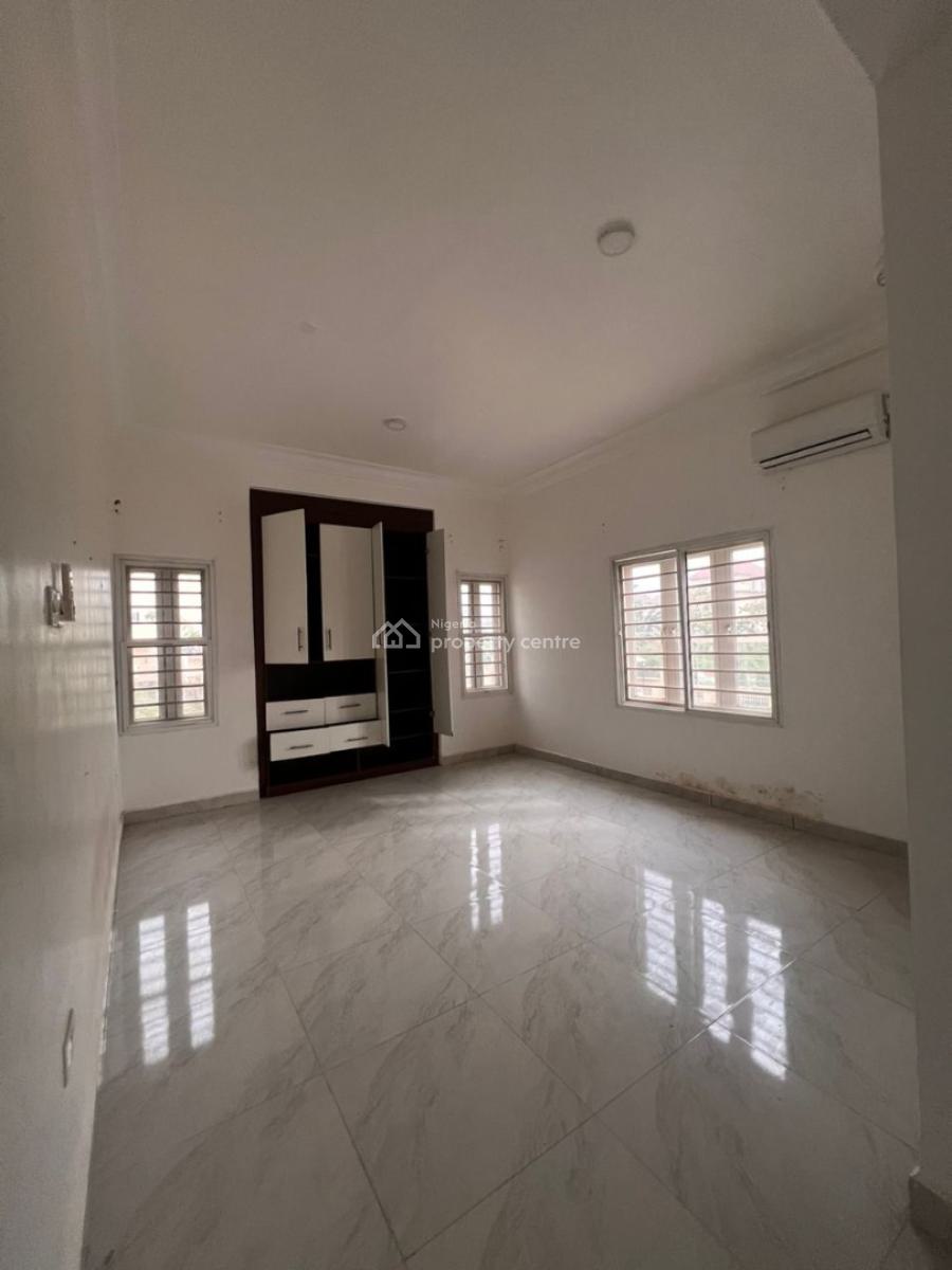 a Well-built Spacious 3-bedroom Flat + 1 Bq Attached, Jahi, Abuja, Flat / Apartment for Rent