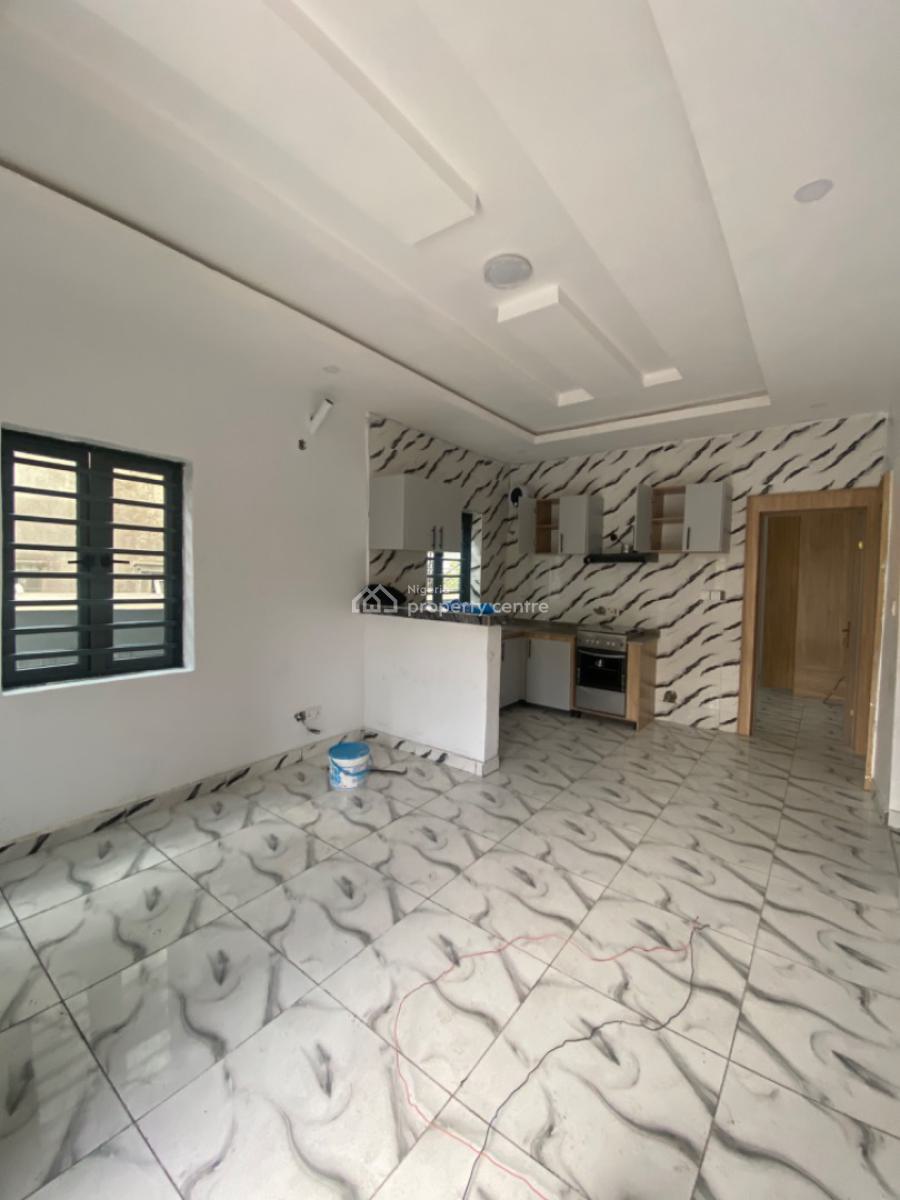 an Executive One Bedroom Flat, Around Lagos Buisness School, Olokonla, Ajah, Lagos, Mini Flat (room and Parlour) for Rent