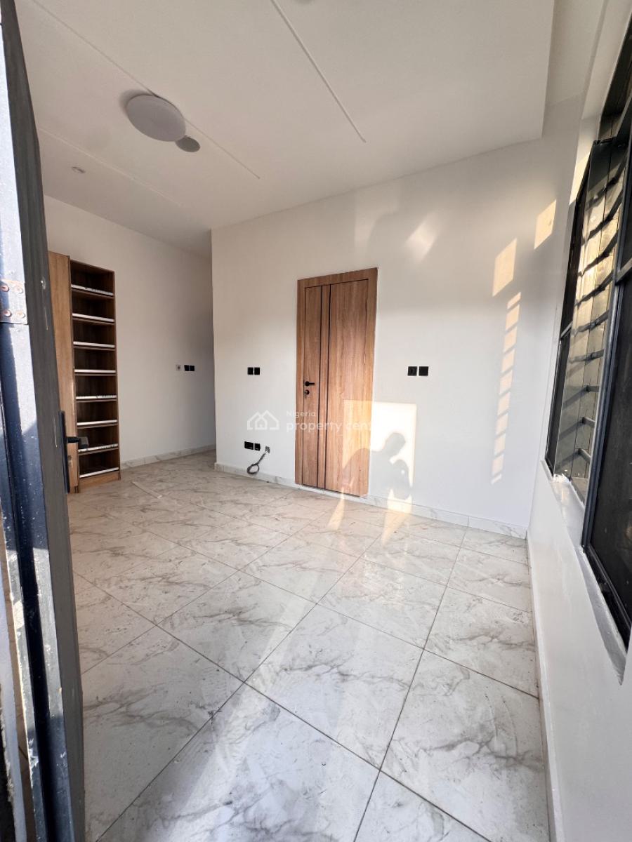 Modelbrand New 2 Bedroom Apartment with Pool Gym Gas Meter Fully Serviced, Ologolo, Lekki, Lagos, Block of Flats for Sale