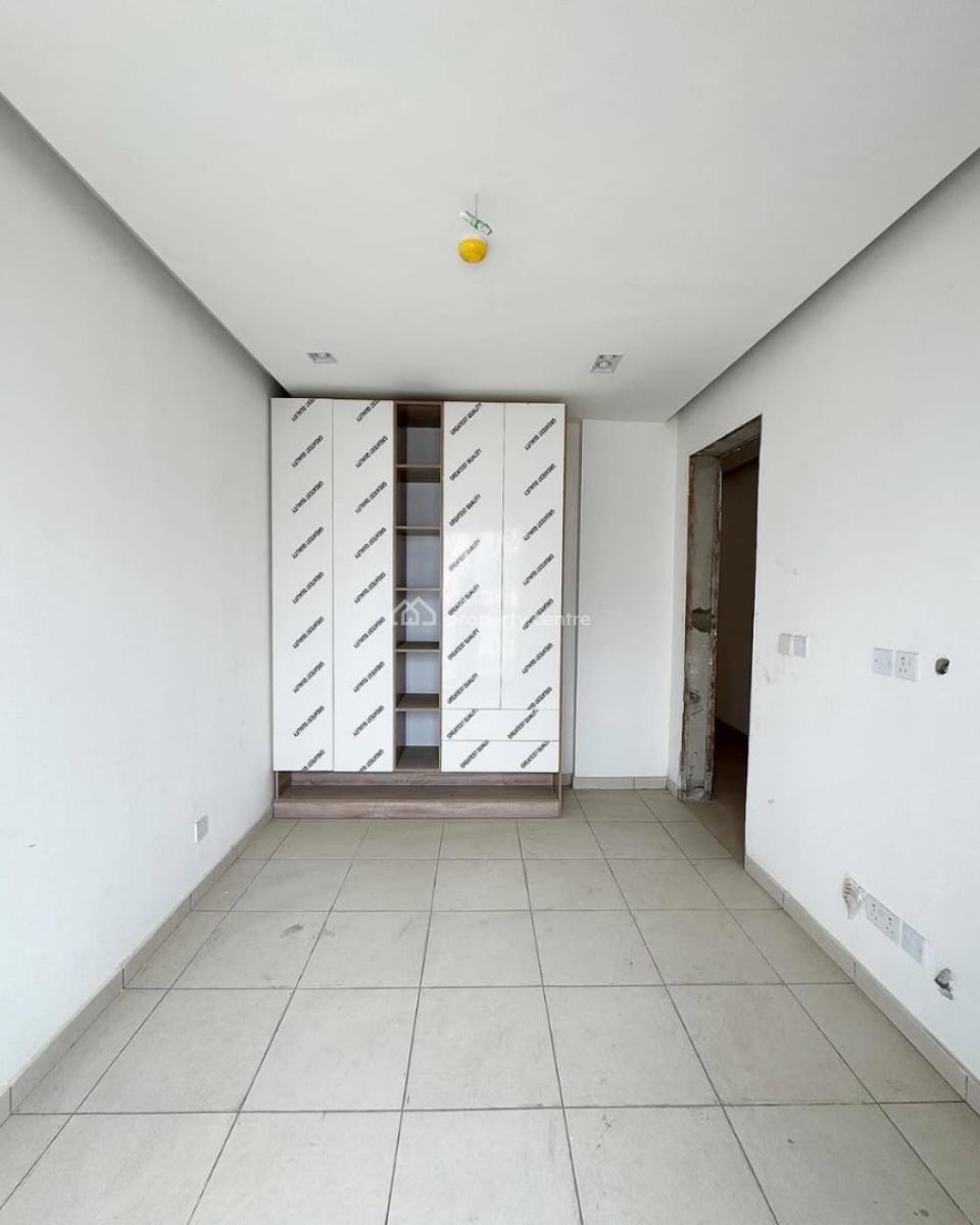 Spacious 2bedroom Apartment in a Serene&well-planned Neighborhood, Ologolo, Lekki, Lagos, Flat / Apartment for Rent