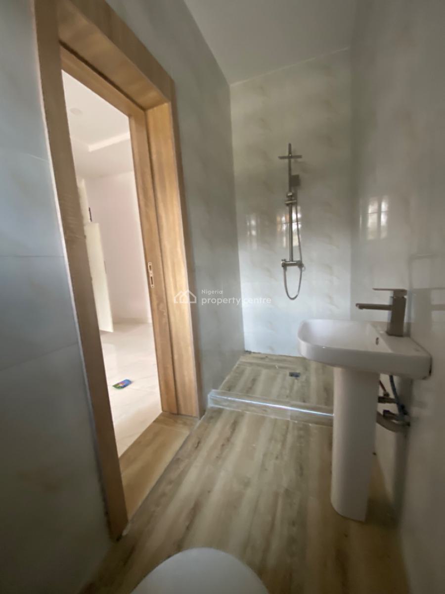 an Executive Brandnew Two Bedroom Flat, Crest City Gardens Monastery Road Around Shoprite Mall Sangotedo Ajah, Lekki, Lagos, Flat / Apartment for Rent