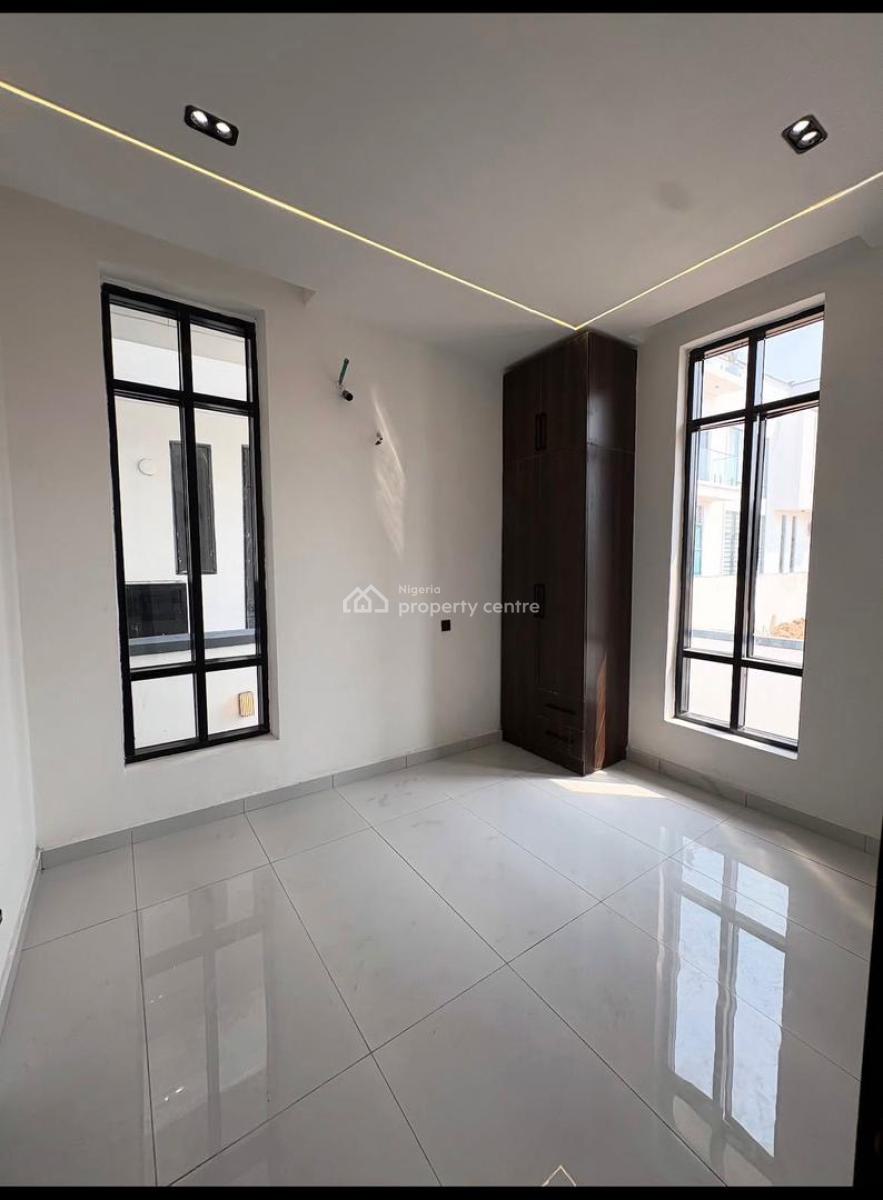 Contemporary 5 Bedroom Detached Duplex with Bq, Hampton Lake Estate, Chevron, Lekki, Lagos, Detached Duplex for Sale