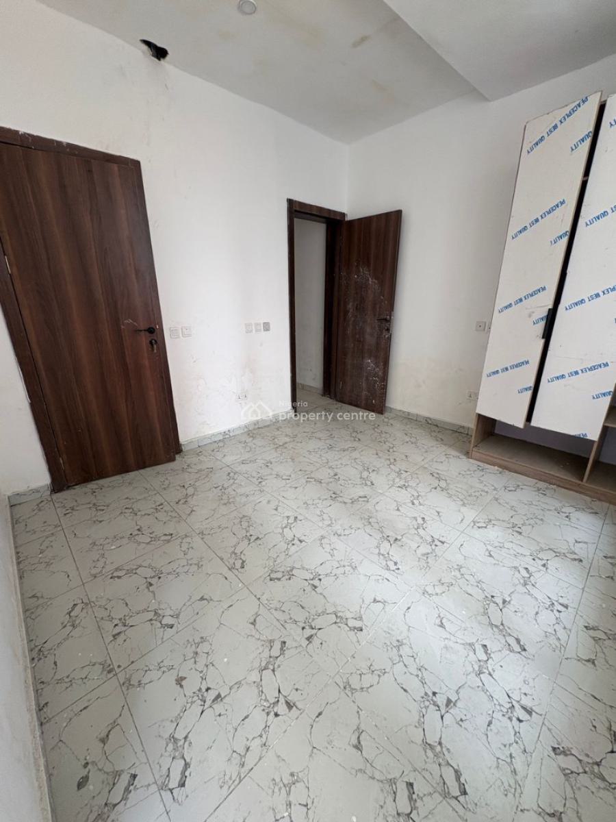 Spacious 2bedrooms 2unit Apartment in a Calm Residential Area, Agungi, Lekki, Lagos, Flat / Apartment for Rent