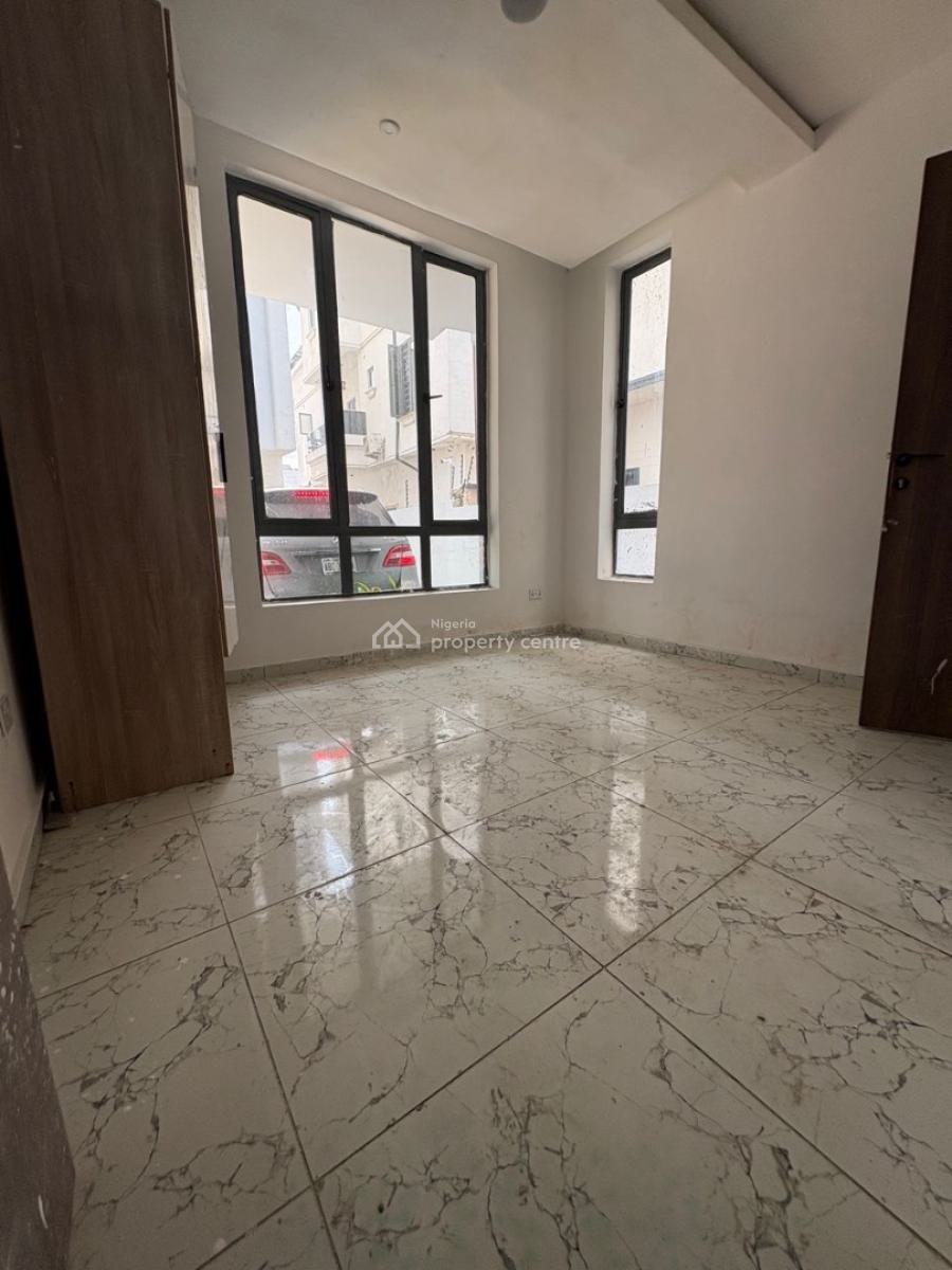 Spacious 2bedrooms 2unit Apartment in a Calm Residential Area, Agungi, Lekki, Lagos, Flat / Apartment for Rent