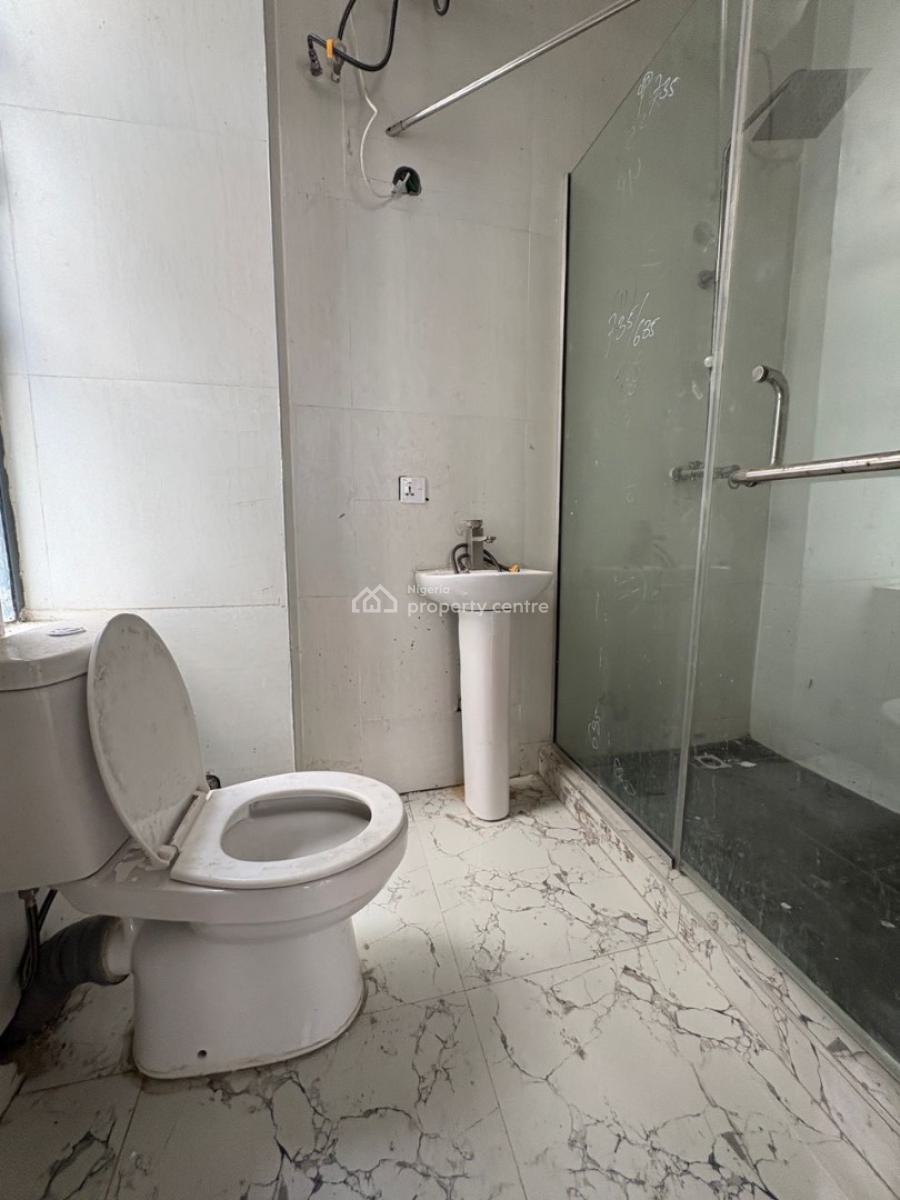 Spacious 2bedrooms 2unit Apartment in a Calm Residential Area, Agungi, Lekki, Lagos, Flat / Apartment for Rent