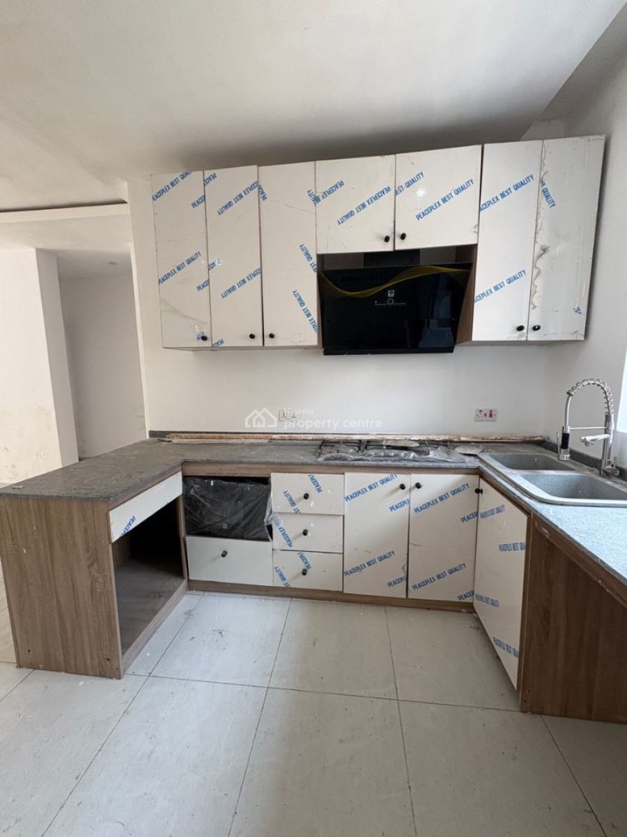 Spacious 2bedrooms 2unit Apartment in a Calm Residential Area, Agungi, Lekki, Lagos, Flat / Apartment for Rent