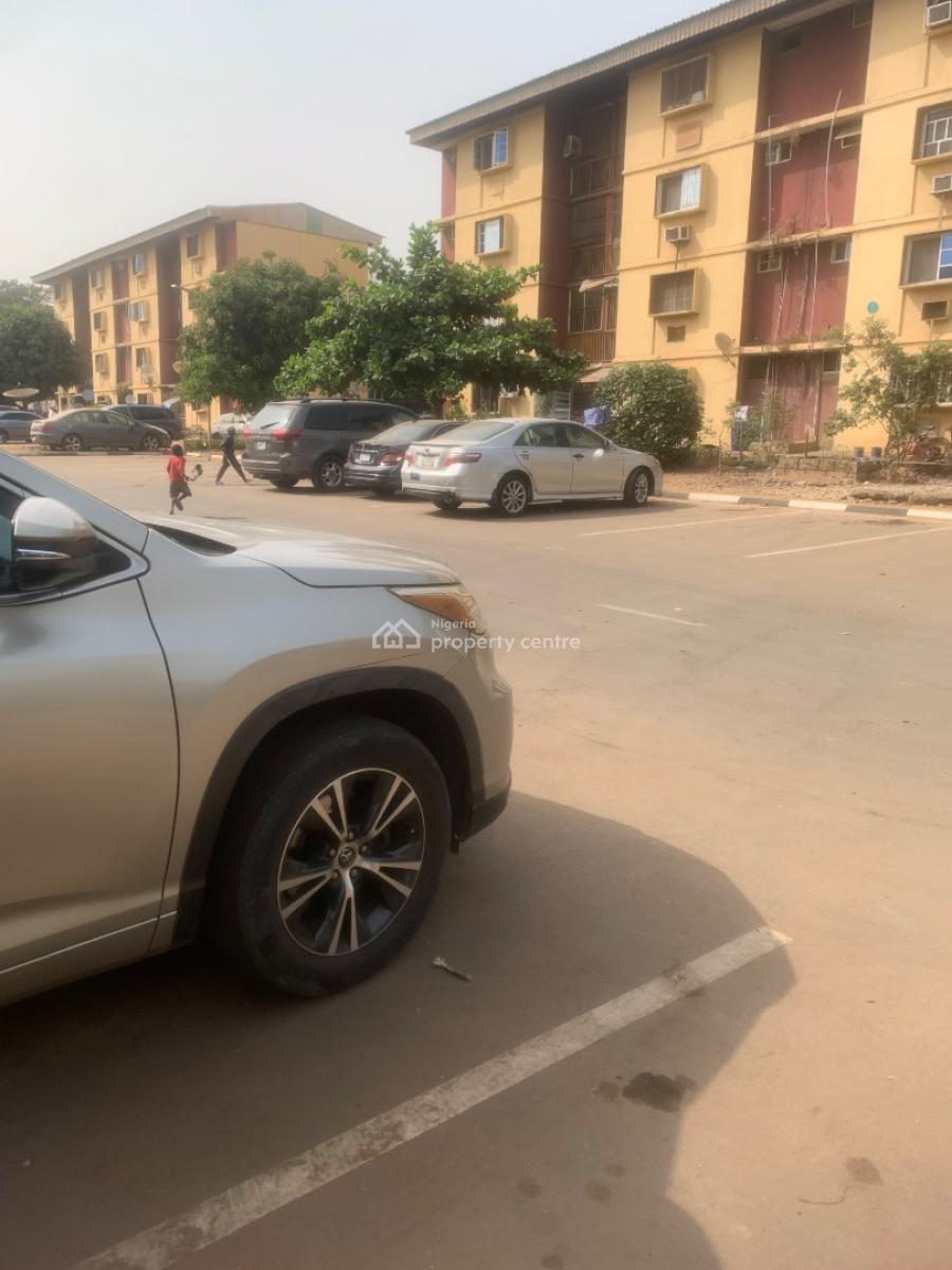 Distress Bespoke 2 Bedroom Apartment, Agric Quarters, Zone 4, Wuse, Abuja, Flat / Apartment for Sale