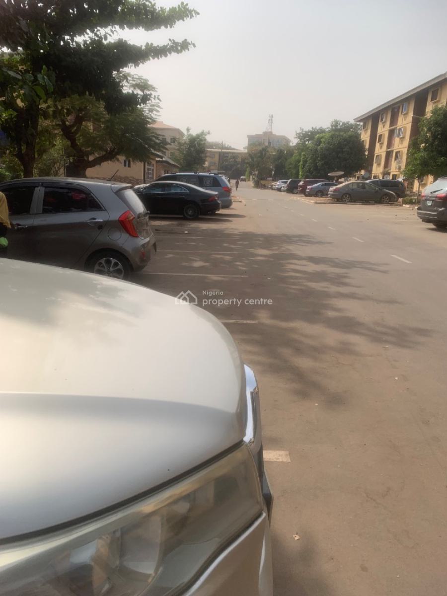 Distress Bespoke 2 Bedroom Apartment, Agric Quarters, Zone 4, Wuse, Abuja, Flat / Apartment for Sale