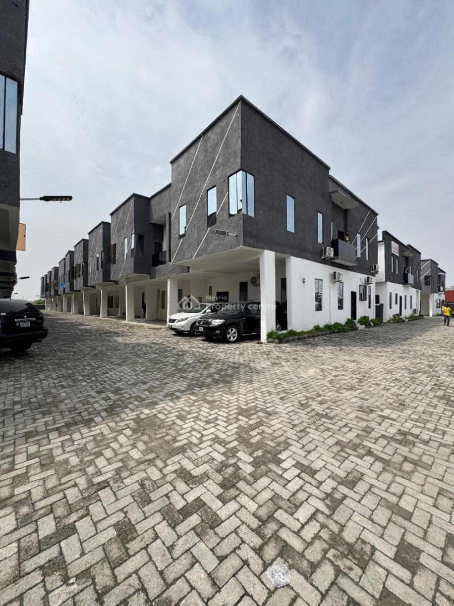 Serviced 4 Bedrooms Terraced Duplex, Sangotedo, Ajah, Lagos, Terraced Duplex for Sale
