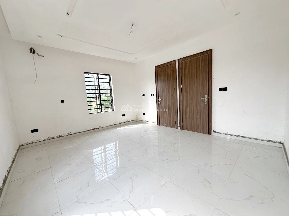 Luxury 3 Bedroom Semi  Detached Duplex in an Eatate, Adeniyi Jones, Ikeja, Lagos, Semi-detached Duplex for Sale