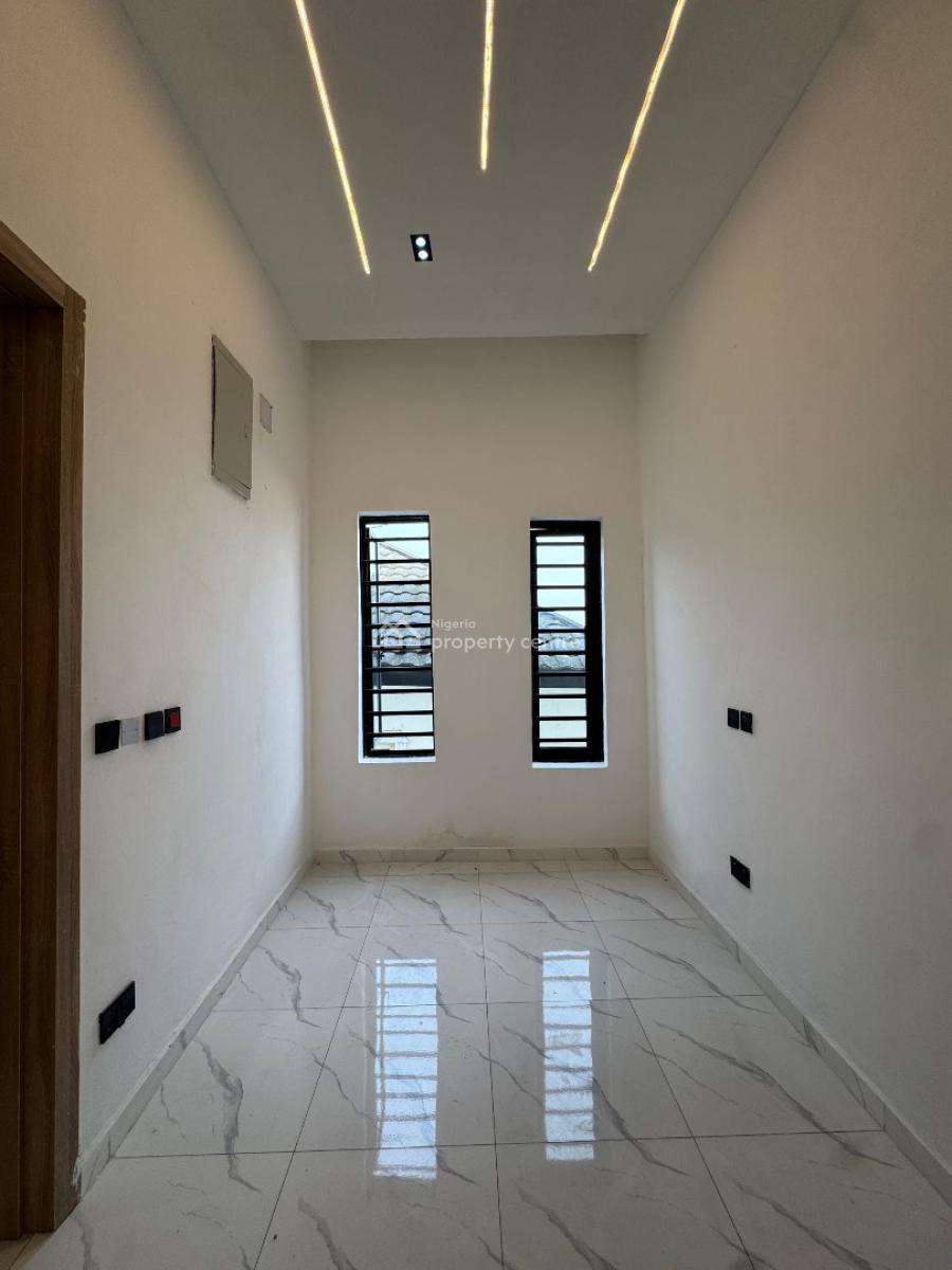 Self-serviced 4 Bedrooms Detached Duplex with Driveway, Sangotedo, Ajah, Lagos, Detached Duplex for Sale