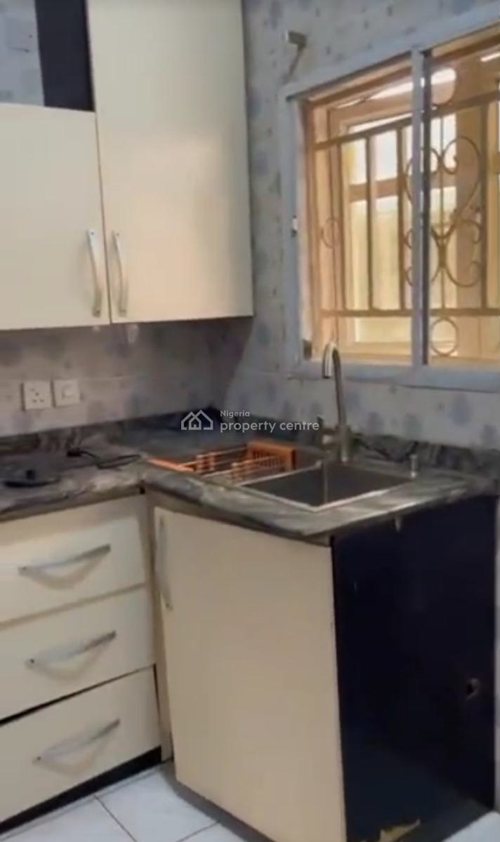 Spacious Finished 3 Bedrooms Terrace Serviced Duplex with Boyz Quarter, Paradise 3 Estate, Lekki, Lagos, Terraced Duplex for Rent