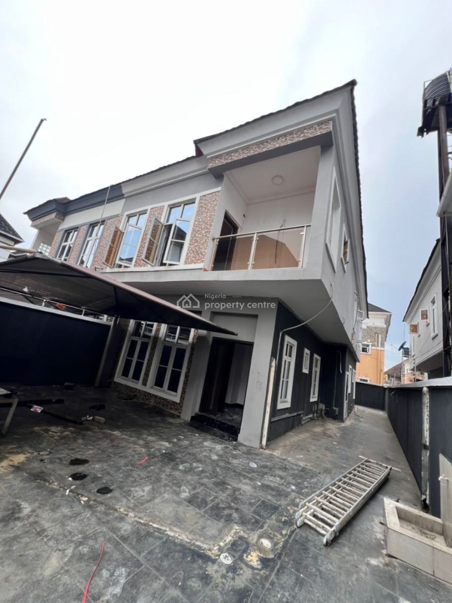 Newly Refurbished 4 Bedroom Semi Detached Duplex + Bq, Chevron Drive, Lekki Expressway, Lekki, Lagos, Semi-detached Duplex for Sale