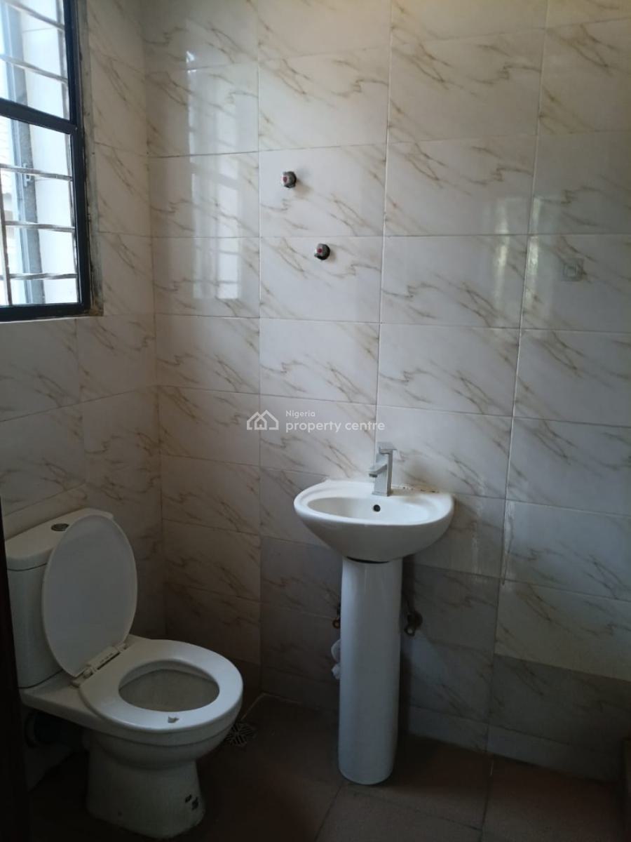 a Spacious Room Self with Pop, Upstairs, University Vile. Estate, Sangotedo, Ajah, Lagos, Self Contain (single Rooms) for Rent