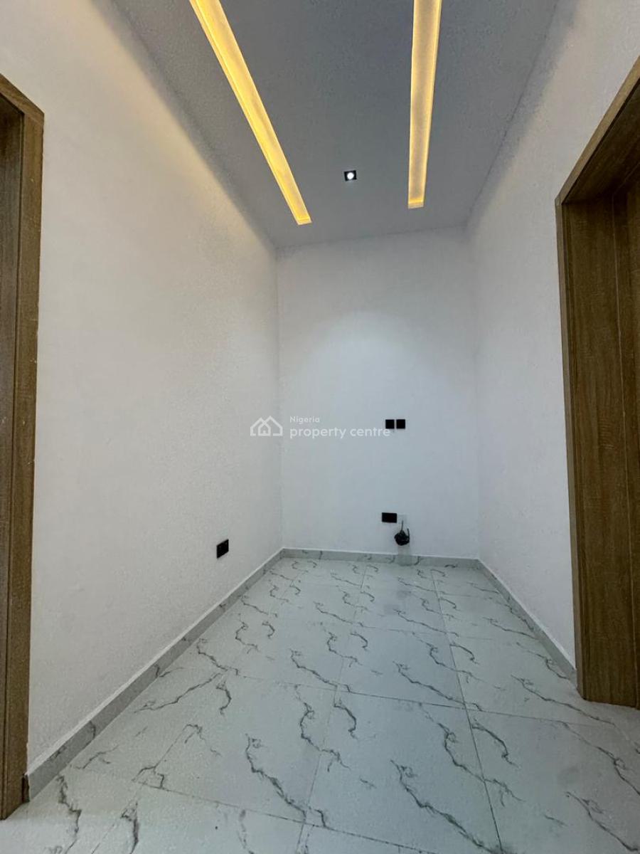 Self-serviced 3 Bedroom Terrace Duplex, Sangotedo, Ajah, Lagos, Terraced Duplex for Sale