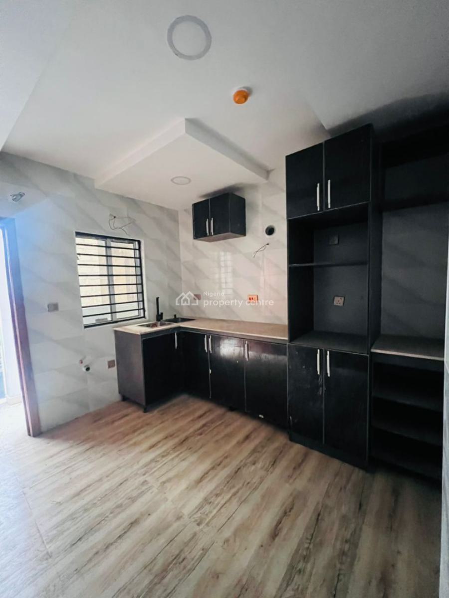 Luxury and Affordable 2 Bedroom with Bq, Pool and Gym, Lekki Phase 1, Lekki, Lagos, House for Sale