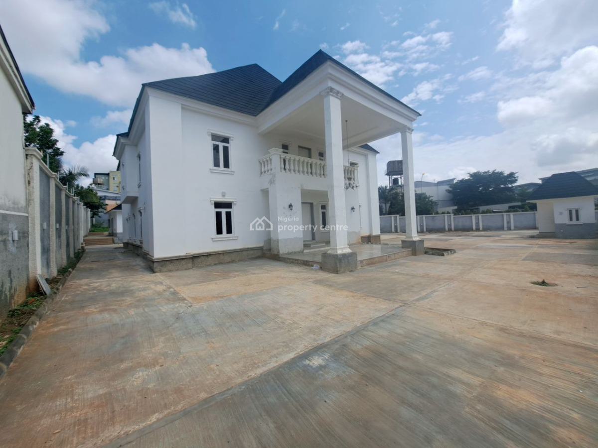 Luxury 6 Bedroom Mansion with a Penthouse, Guzape District, Abuja, Detached Duplex for Sale