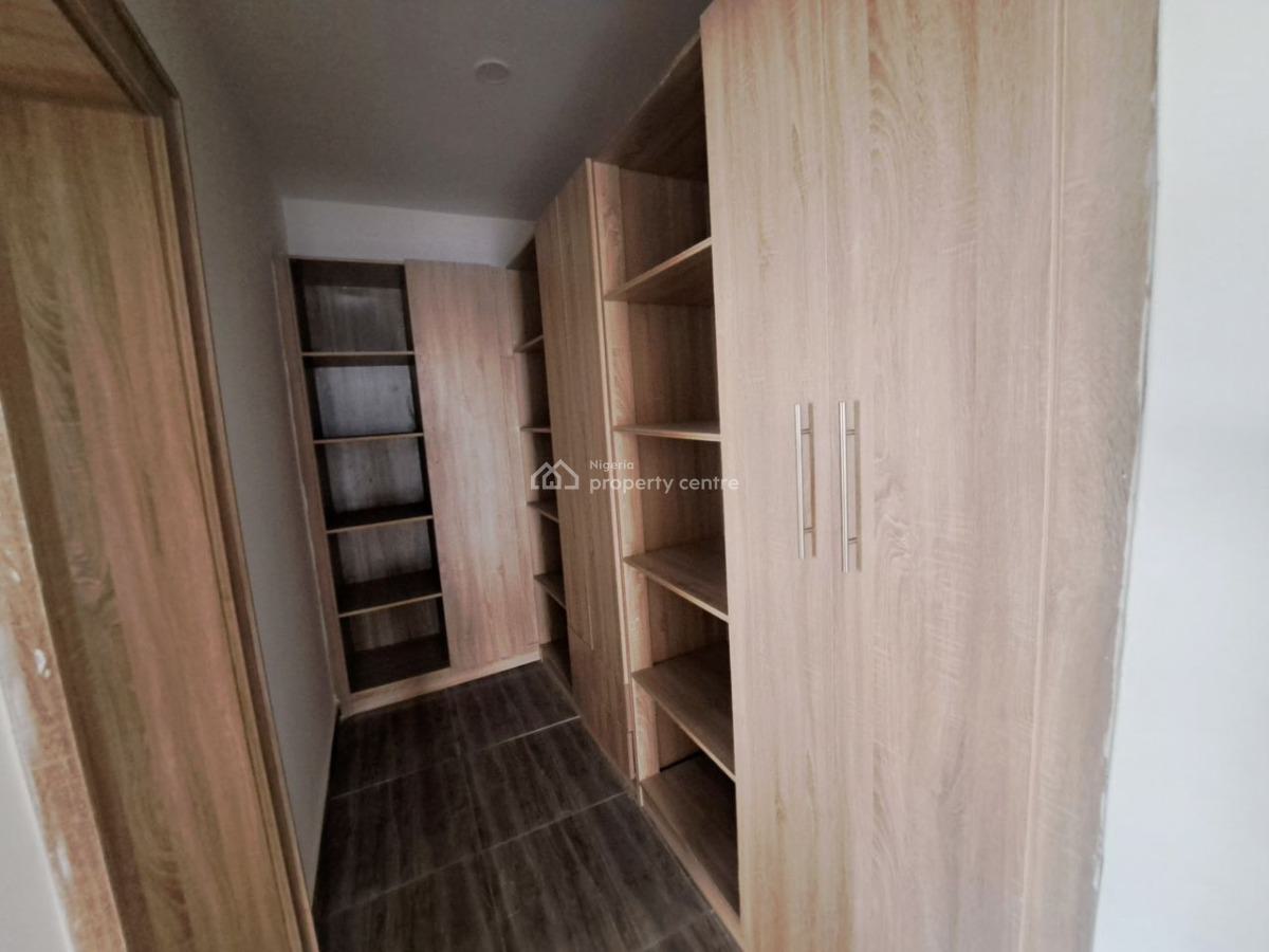 Luxury 6 Bedroom Mansion with a Penthouse, Guzape District, Abuja, Detached Duplex for Sale