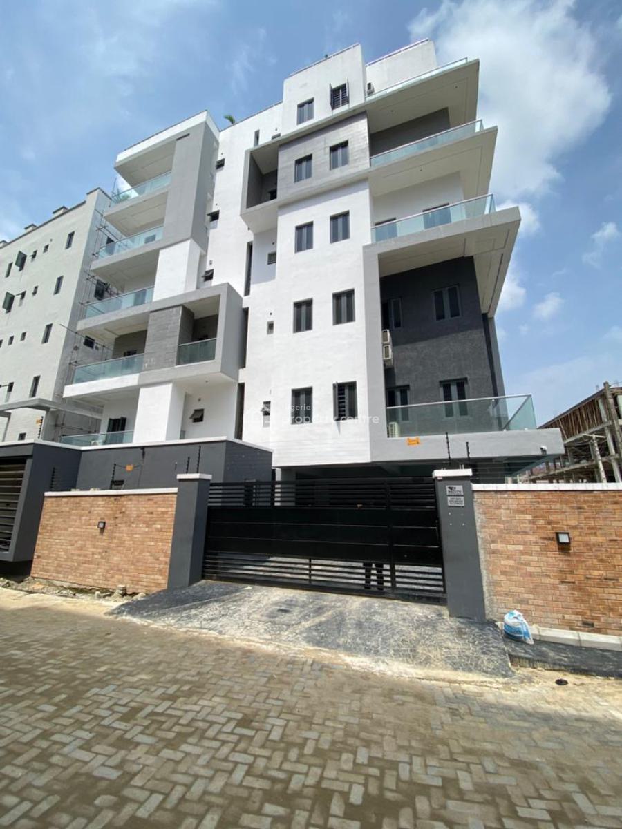 an Exclusive 3 Bedroom Apartment in Freedom Way Suitable for Investmen, Lekki Phase 1, Lekki, Lagos, Flat / Apartment for Sale