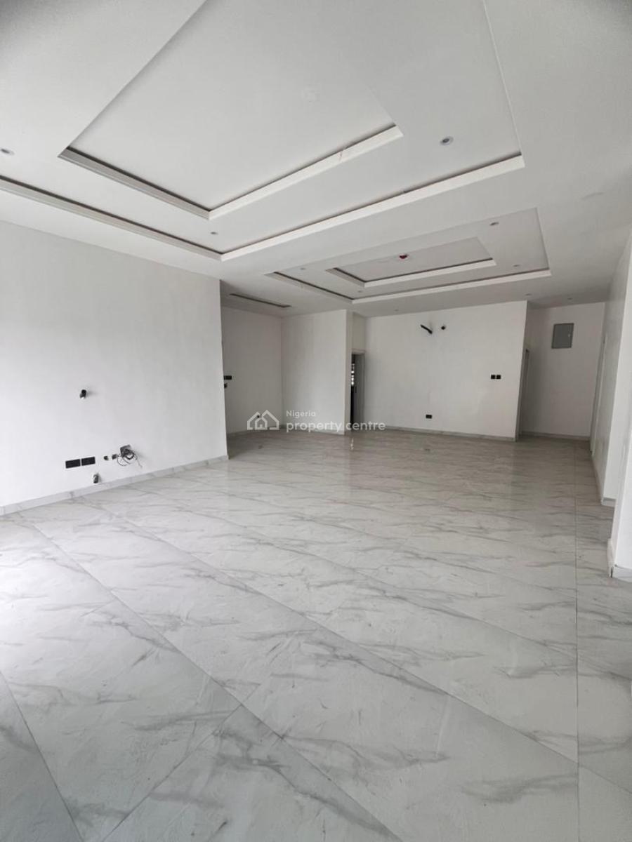 an Exclusive 3 Bedroom Apartment in Freedom Way Suitable for Investmen, Lekki Phase 1, Lekki, Lagos, Flat / Apartment for Sale