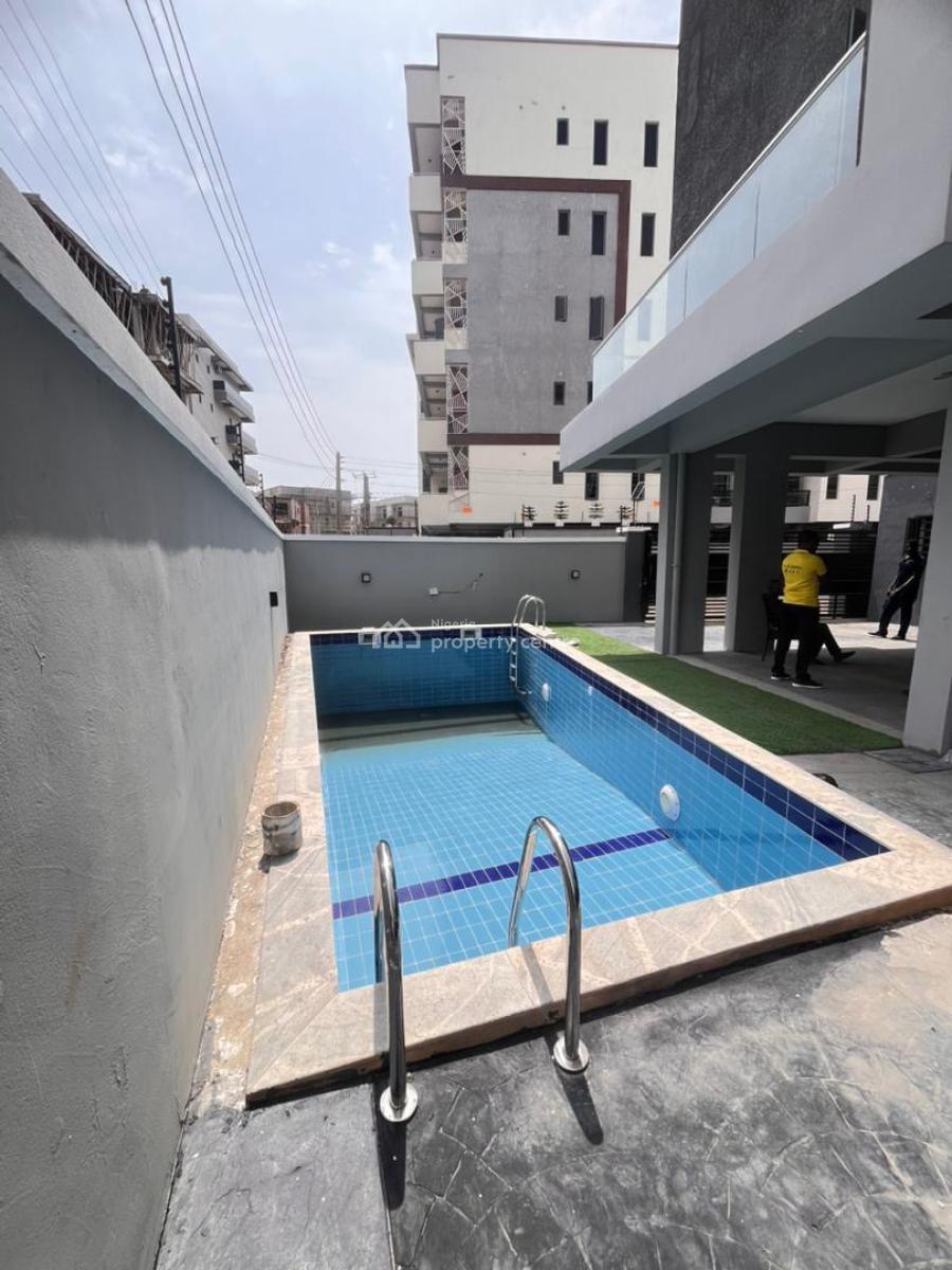 an Exclusive 3 Bedroom Apartment in Freedom Way Suitable for Investmen, Lekki Phase 1, Lekki, Lagos, Flat / Apartment for Sale